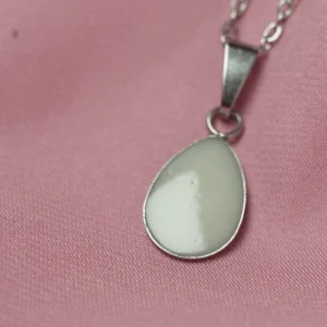 Colgante Gota de leche materna